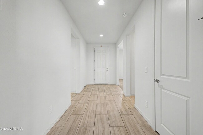 Building Photo - 25552 S 230th St