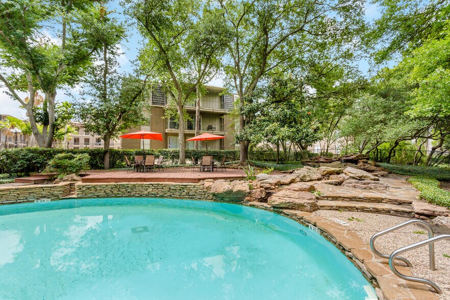 Yorktown 2530 Yorktown St Houston TX 77056 Apartment Finder