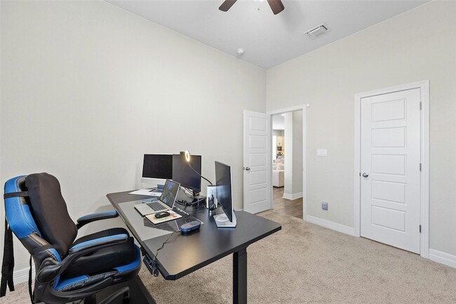 Building Photo - 2812 Rabbit Creek Dr