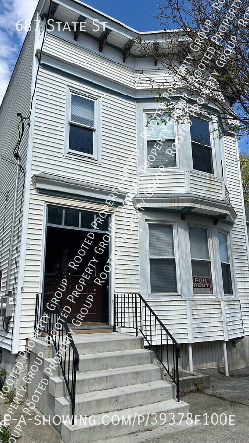 Building Photo - 687 State St