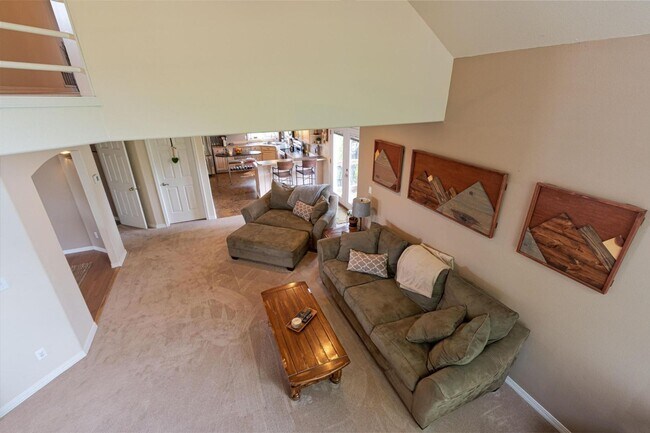 Building Photo - Beautiful home in Haven Heights