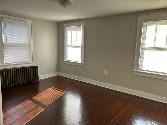Building Photo - 712 S Cameron St