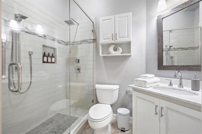 Building Photo - 10707 Bramblecrest Dr