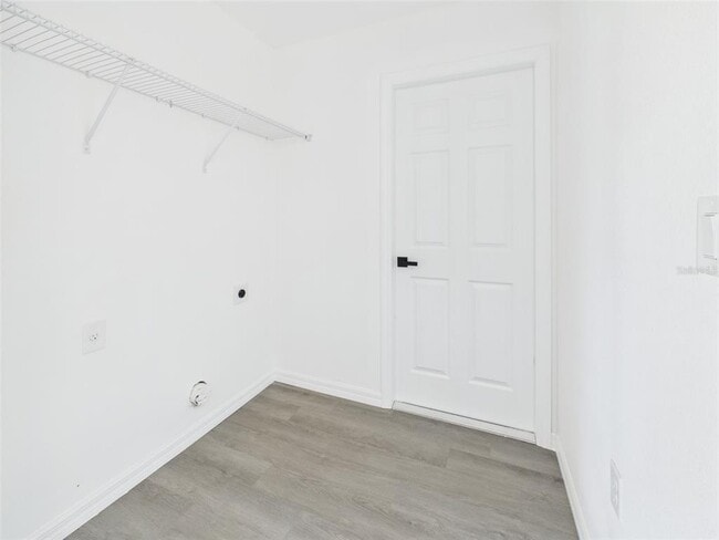 Building Photo - 5323 NW 8th Pl