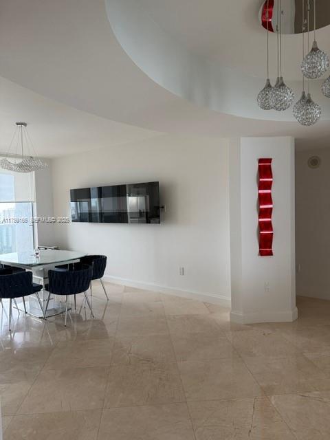 Building Photo - 18911 Collins Ave