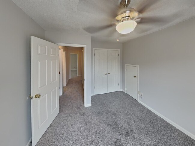 Building Photo - 7348 Ginger Snap Cove