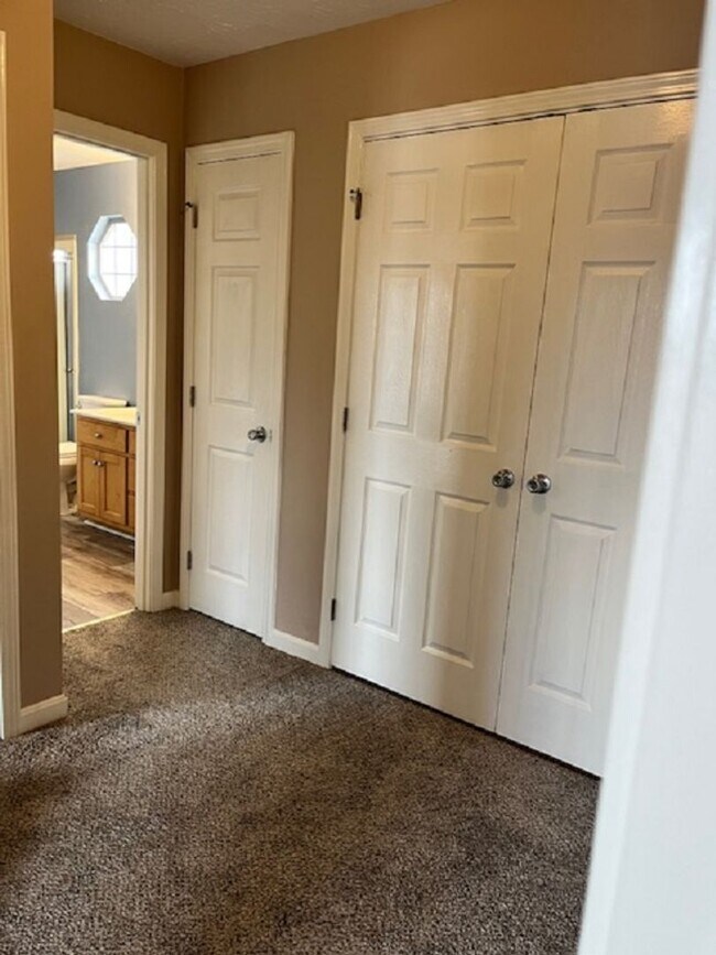 Building Photo - 156 Madison Rae Blvd