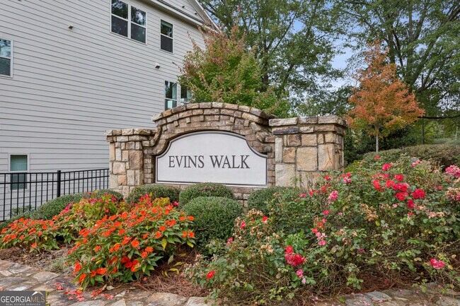 Building Photo - 1368 Live Oak Ln