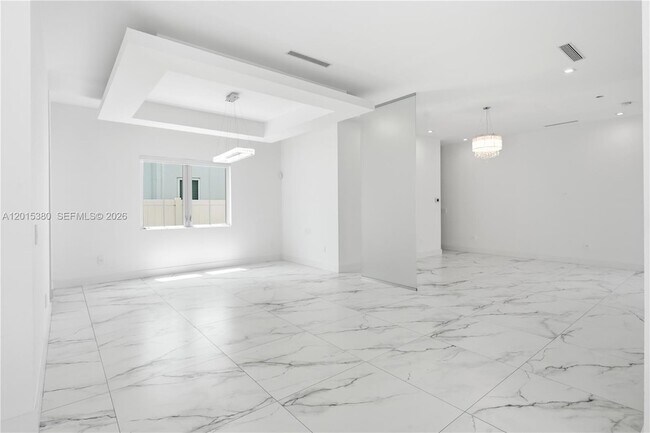 Building Photo - 8221 NW 34th St