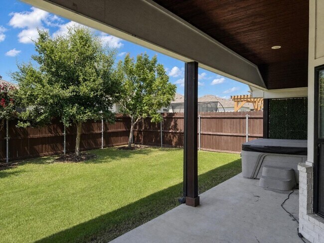 Building Photo - Modern 3 Bed / 2 Bath Home in West Temple