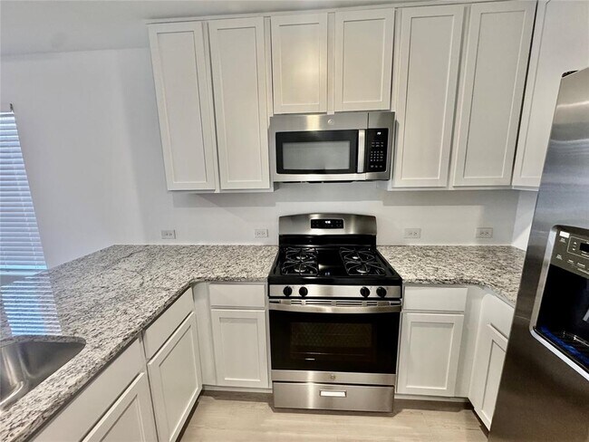 Building Photo - 3305 NW 148th St