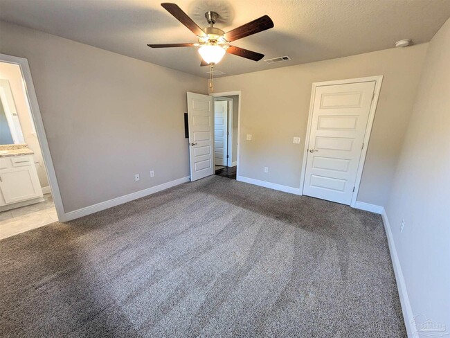 Building Photo - 7799 Ira Dr