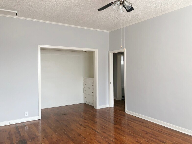 Chapman Apartments 435 S Alexandria Ave Los Angeles CA 90020