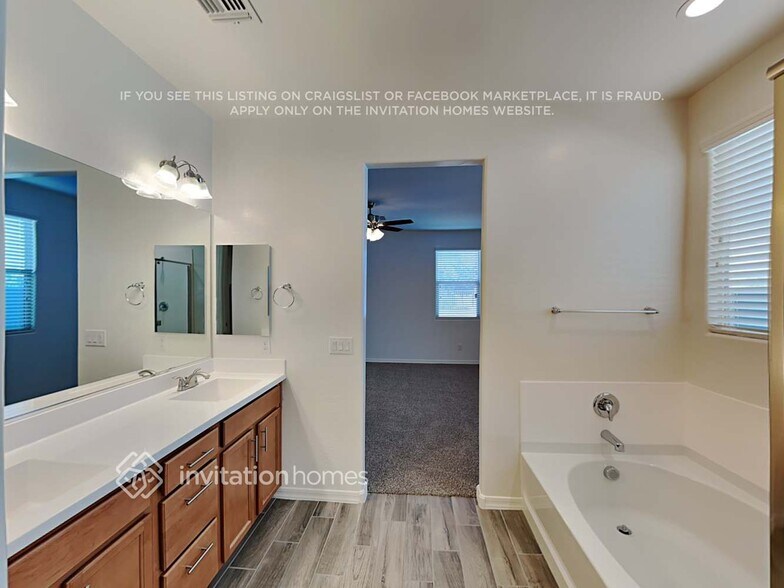 Building Photo - 2210 W Emrie Ave