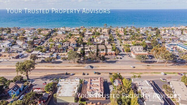 Building Photo - 1371 N Vulcan Ave