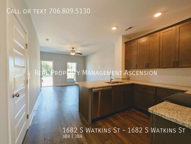 Building Photo - 1682 S Watkins St