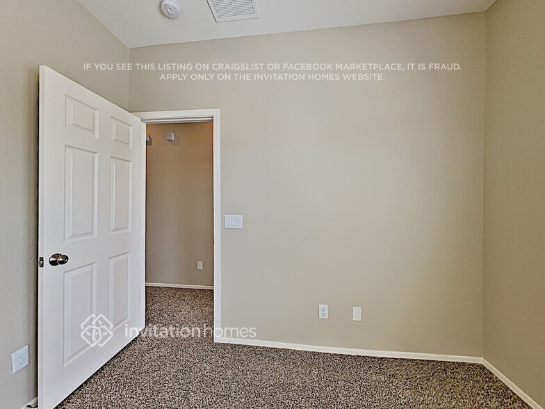 Building Photo - 17620 W Lundberg St