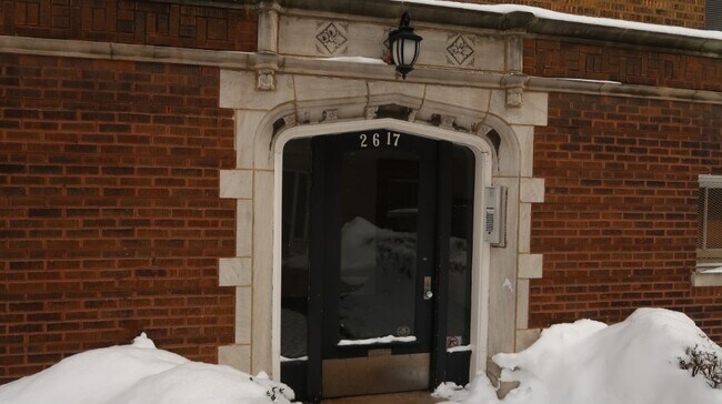 Building Photo - 2617 W Gunnison St