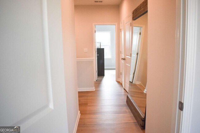 Building Photo - 140 Harlow Cir