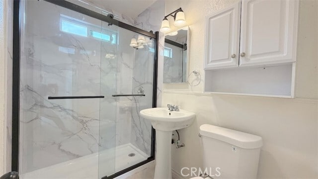 Building Photo - 3820 W Valencia Dr