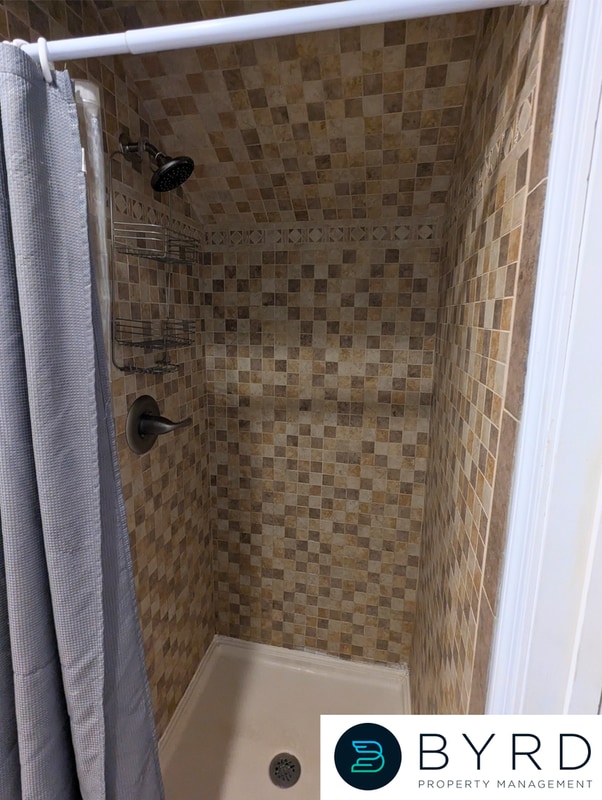 Building Photo - 7757 Hampton Green Dr