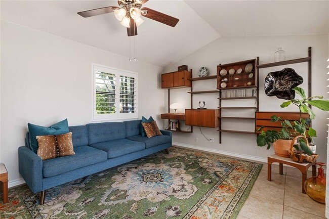 Building Photo - 6903 Moonmont Dr
