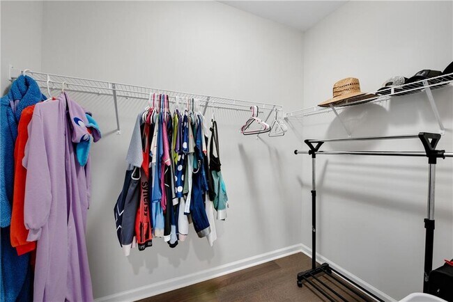 Building Photo - 3192 Bartee Walk