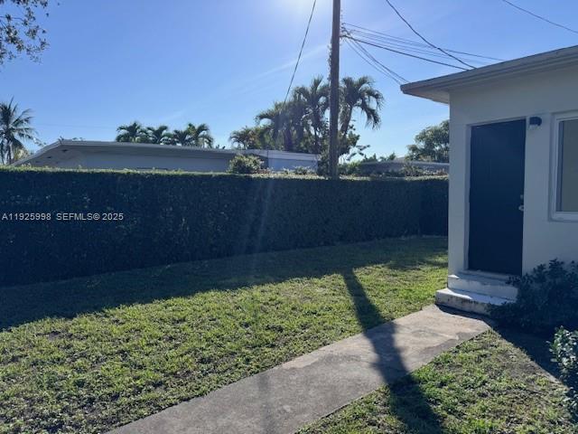 Building Photo - 900 SW 5th Ave