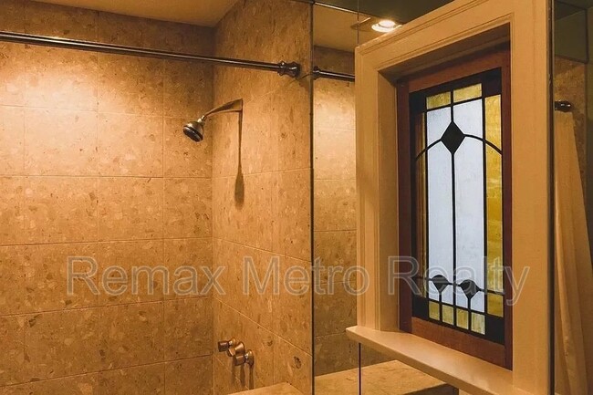 Building Photo - 6220 S Perry St