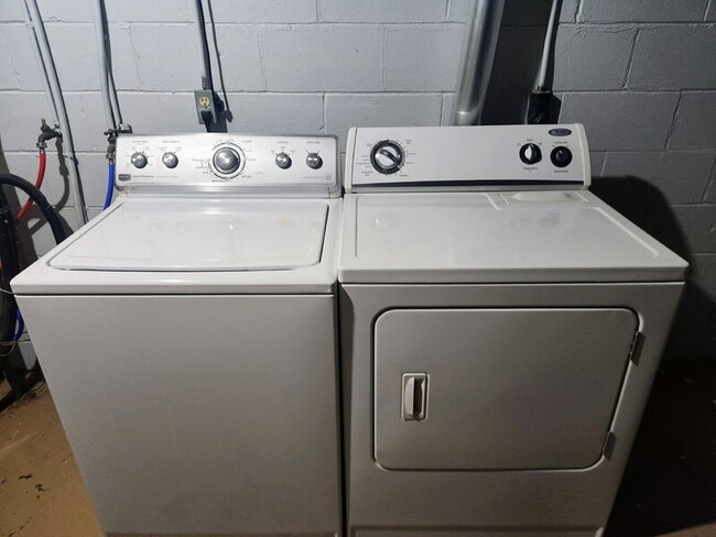 Building Photo - 4001 36th Pl