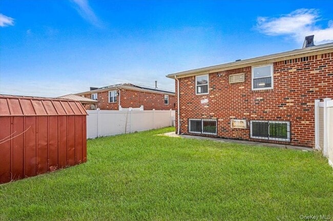 Building Photo - 134-15 160th St