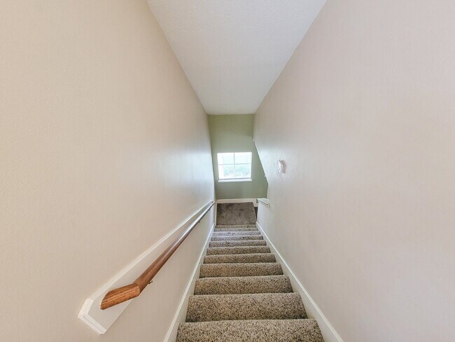 Building Photo - 3 Bed Single-Family Home in Parkside At Perry 77070
