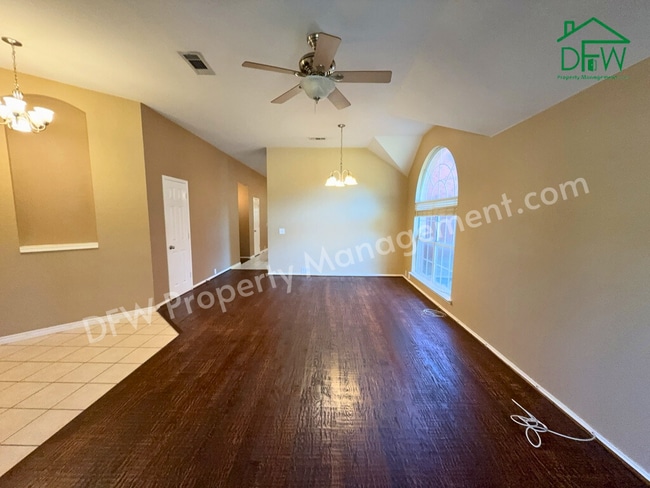 Building Photo - 3024 Peppercorn Dr