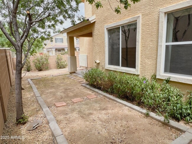 Building Photo - 3041 W Darien Way