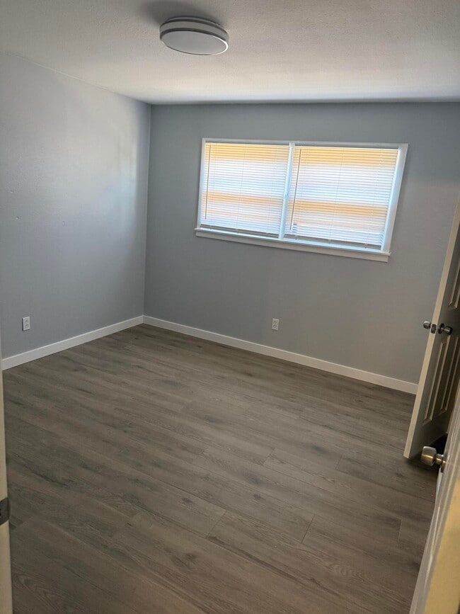 Building Photo - 4315 59th St