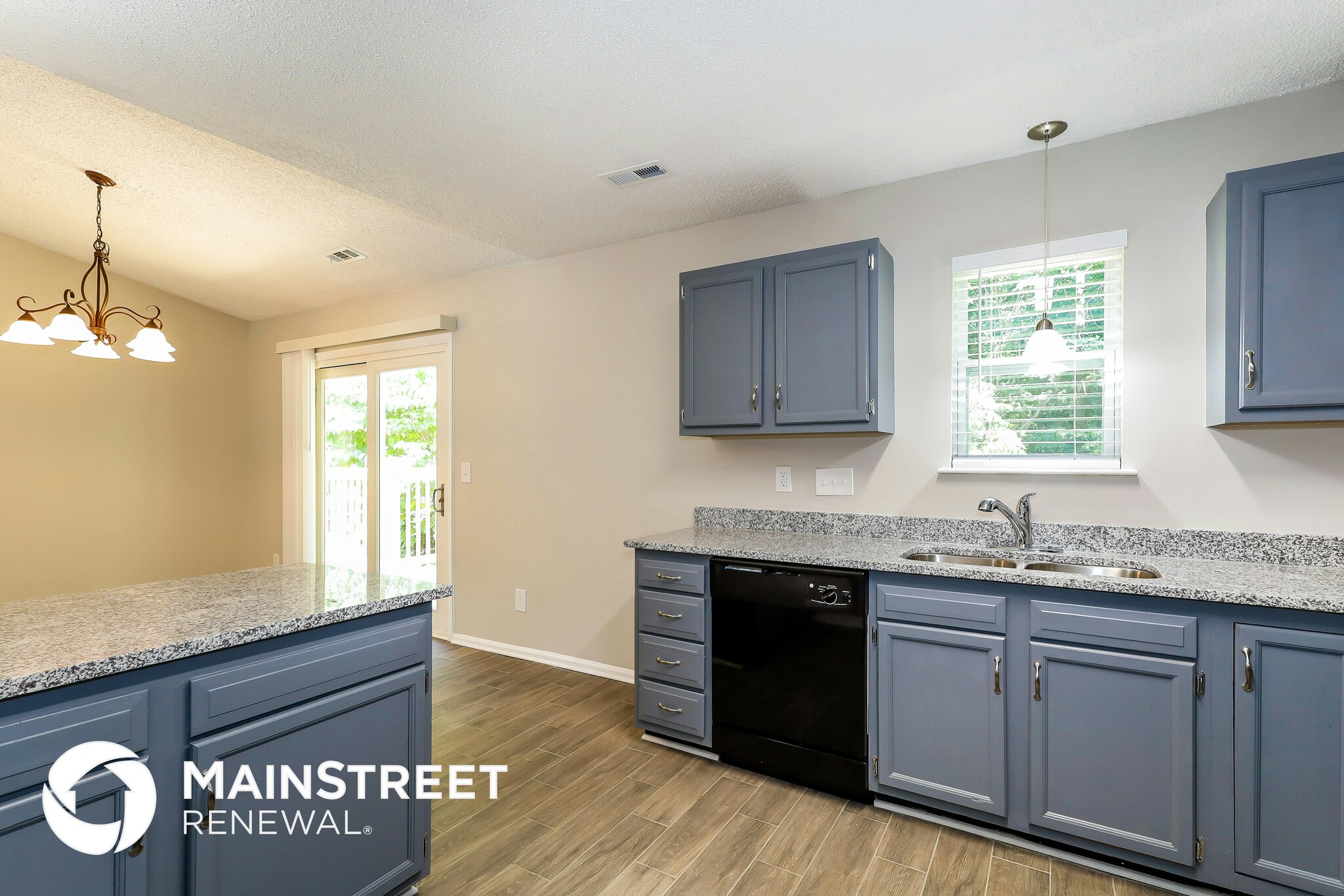 Building Photo - 6061 Acadian Woods Dr