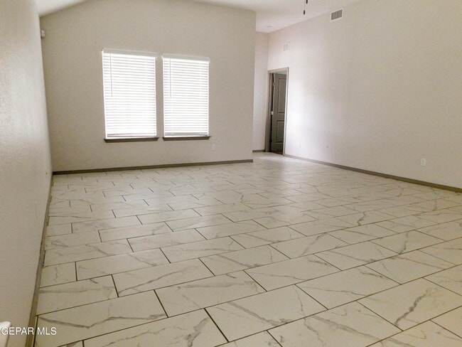 Building Photo - 13849 Sky Harbor Ave