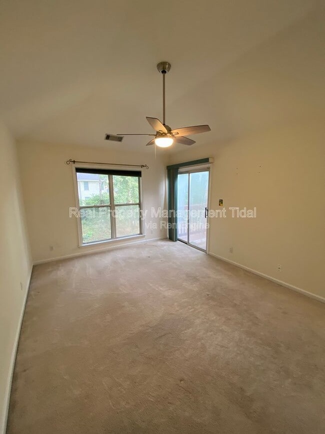 Building Photo - 924 Ironwood Dr