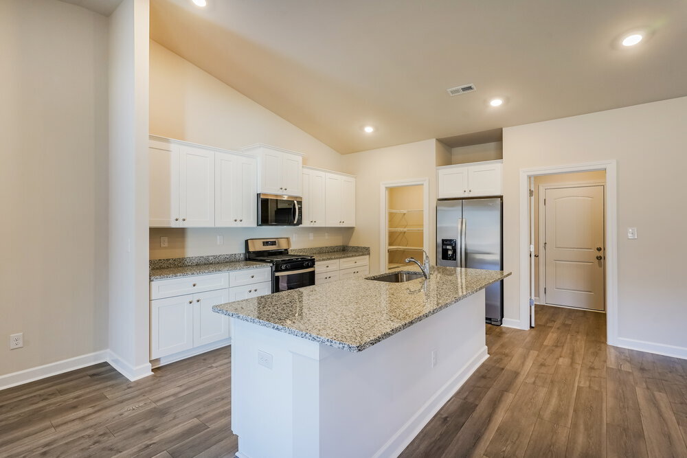 Building Photo - 3451 Quintana Dr