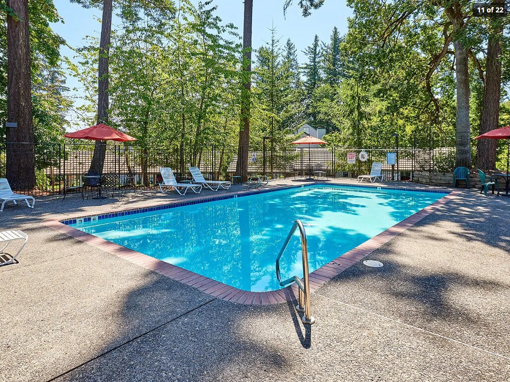 Building Photo - 4000 Carman Dr