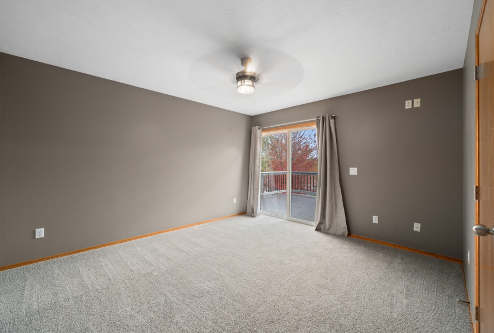 Building Photo - 1202 E 61st St