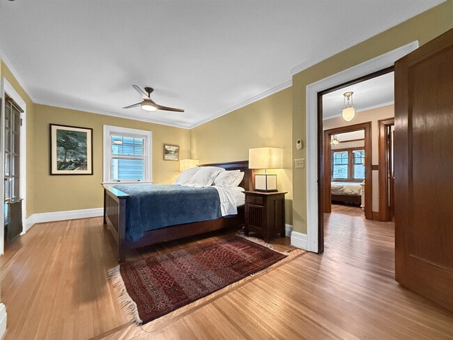 Building Photo - 410 Wellington Ave