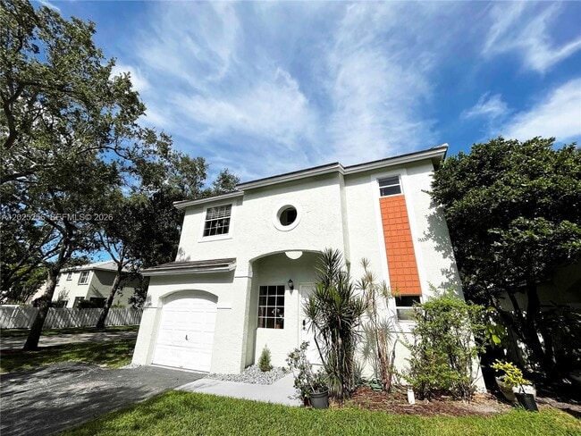 Building Photo - 9832 NW 9th Ct