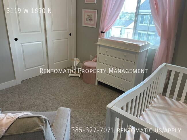 Building Photo - 3119 W 1690 N