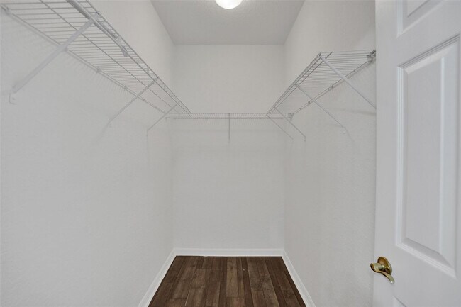 Building Photo - 3313 NW 29th Ct