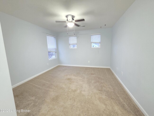 Building Photo - 272 St Regis Dr