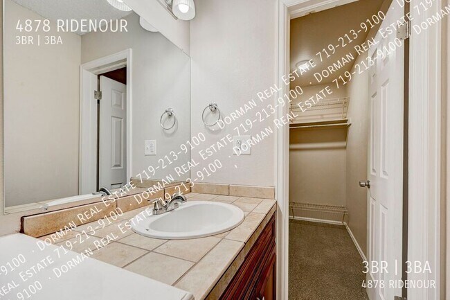 Building Photo - 4878 RIDENOUR-