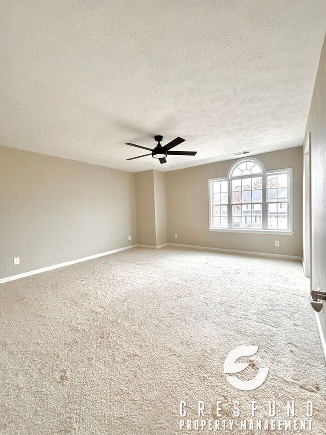 Building Photo - 15-20 Minutes from Fort Bragg and Cape Fear Valley! 4 Bed, 2.5 Bath AVAILABLE FOR MOVE IN NOW!