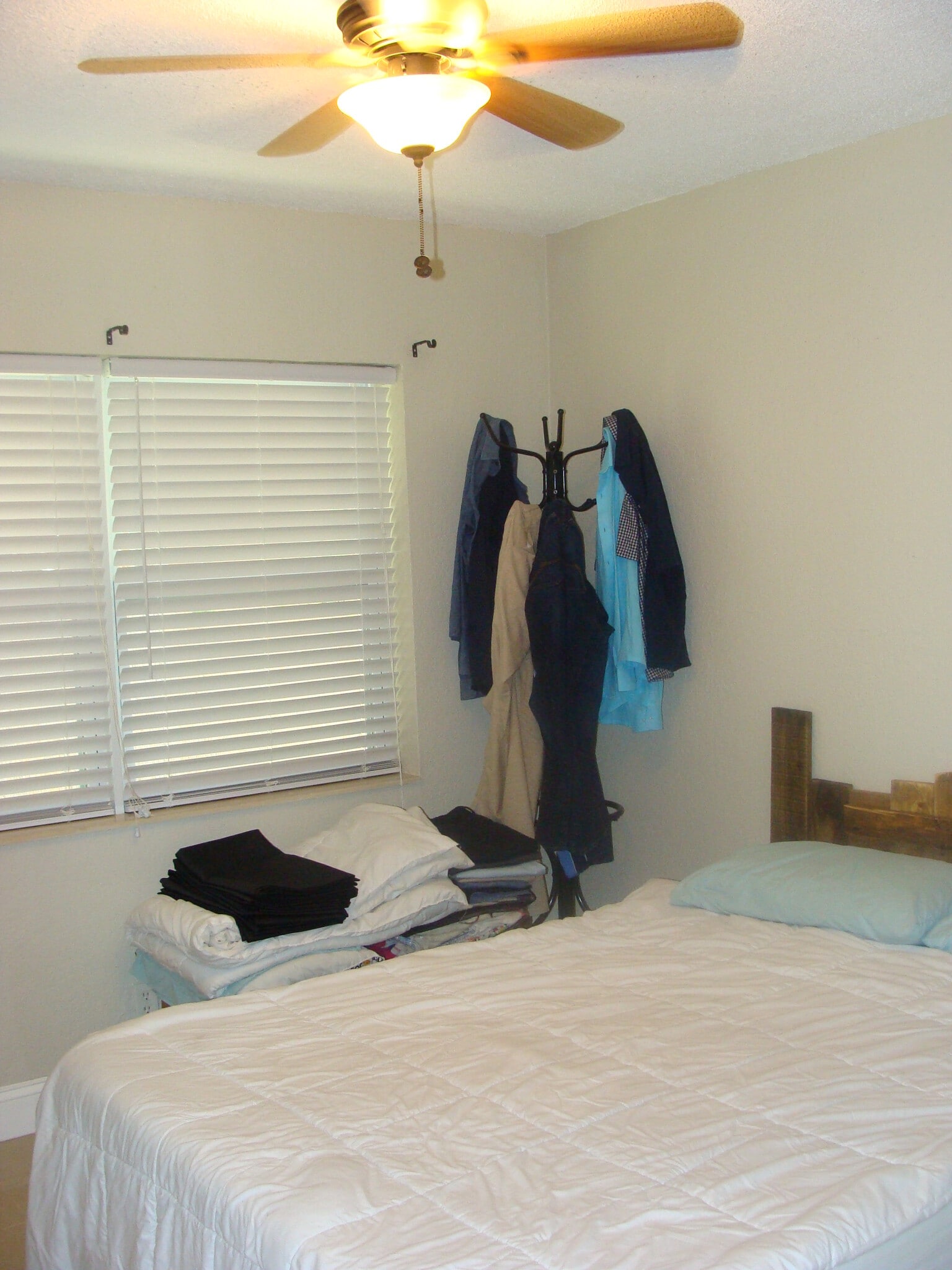 Building Photo - 1105 NE 15th St