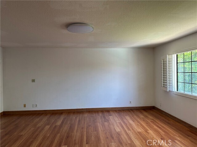 Building Photo - 146 Luben Ln